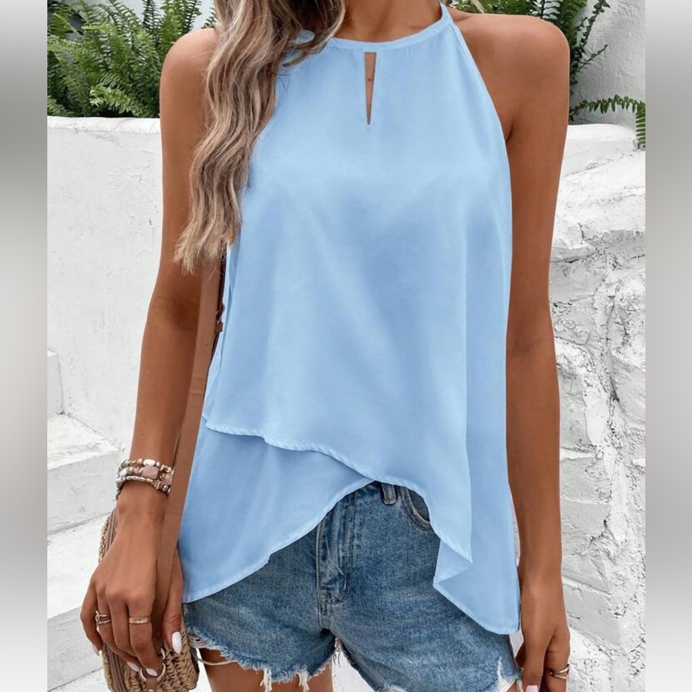 New In Bag SHEIN -  Solid Asymmetrical Hem Halter Top